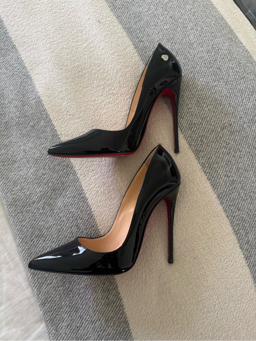 Christian Louboutin So Kate Pumps